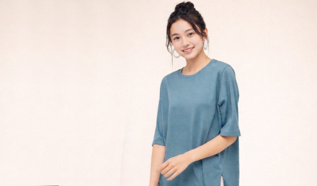 無地Tシャツをおしゃれに